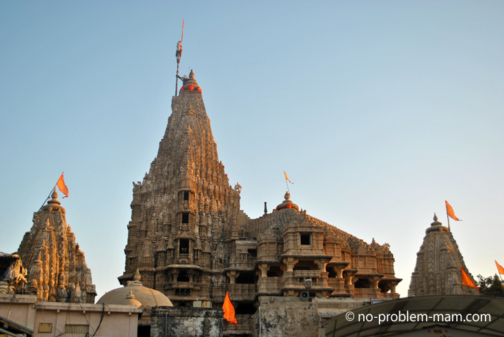 Dwarkadeesh Temple