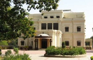lal-baag-palace