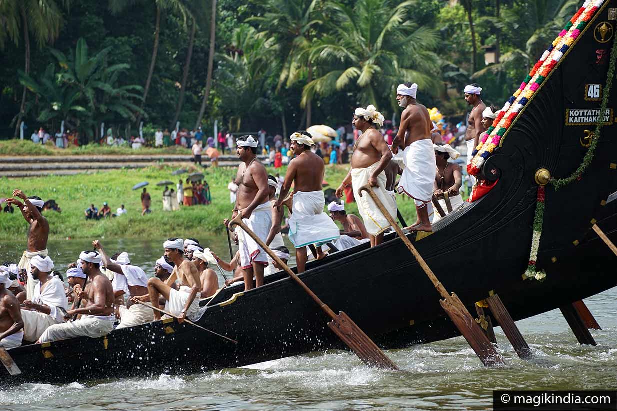 Aranmula and the fascinating Vallamkali SnakeBoat Race MAGIK INDIA