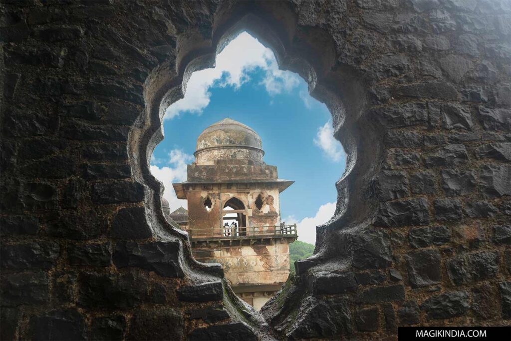 Mandu